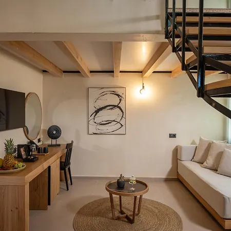 Готель Indigo Collection Adults Only 4*