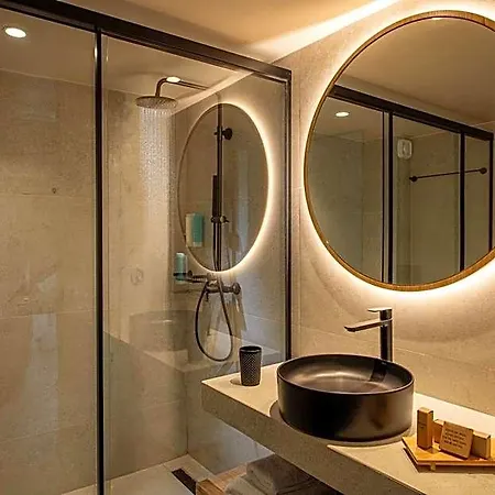 Hotel Indigo Collection Adults Only 4*