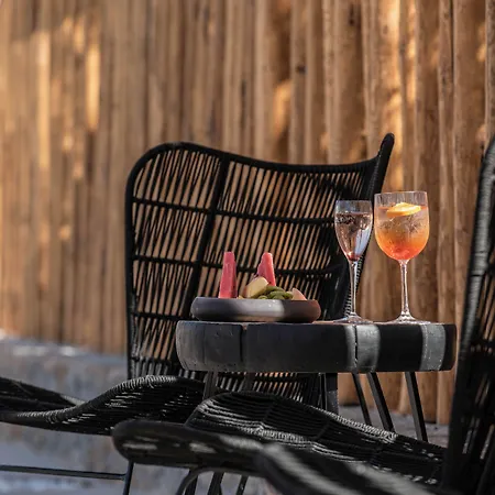Hotell Indigo Collection Adults Only 4*